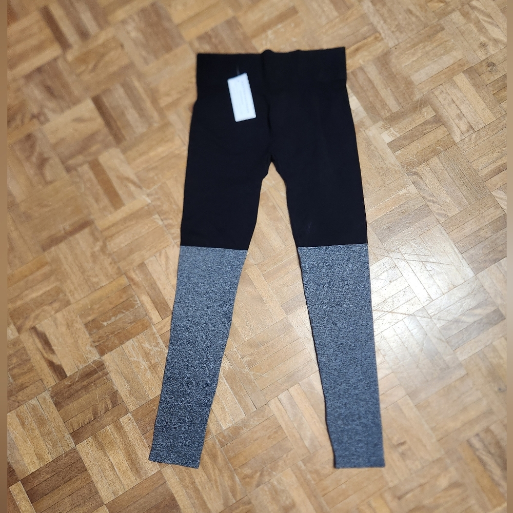 Astoria Activewear 2 Toned Black/Grey Leggings NWT